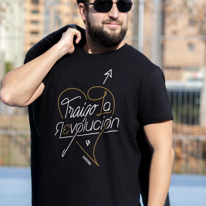 Camiseta "Traigo la Revolución" para Mamás y Papás