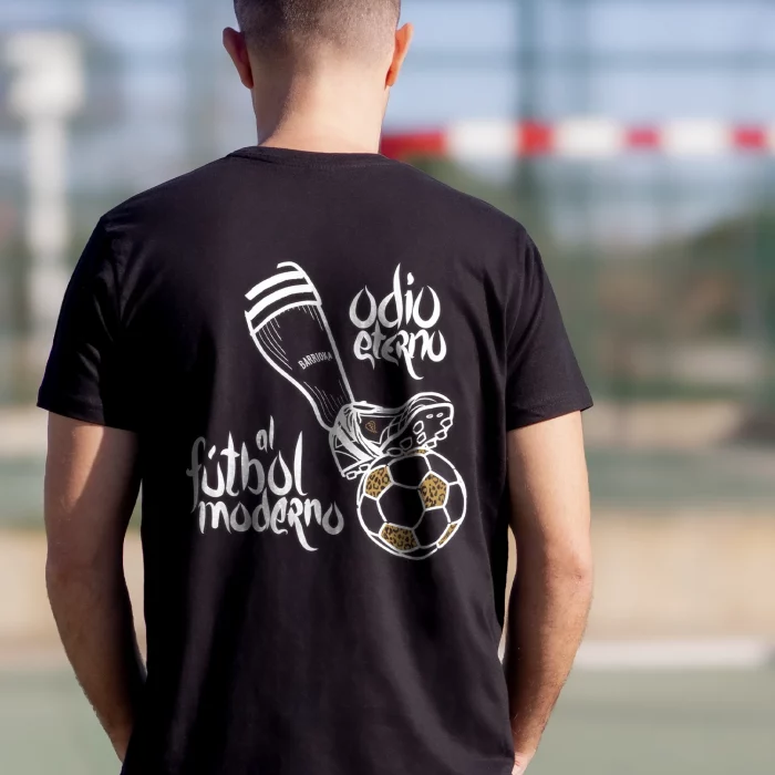 Camiseta "odio eterno al fútbol moderno"