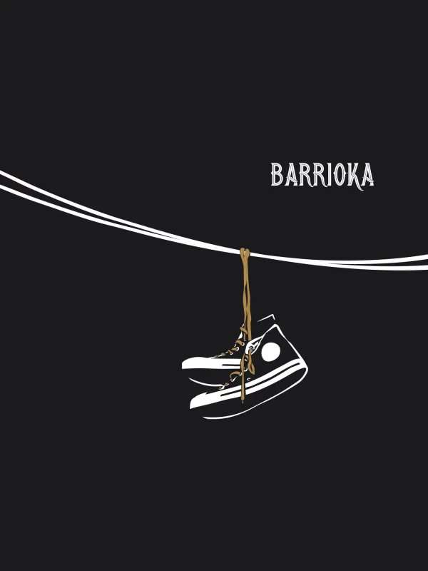 Camiseta "zapatillas colgadas"